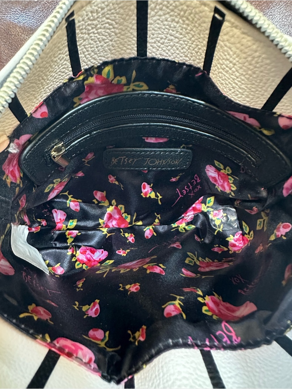 Betsey Johnson Black & White Striped Phone Charm Crossbody - Picture 7 of 7